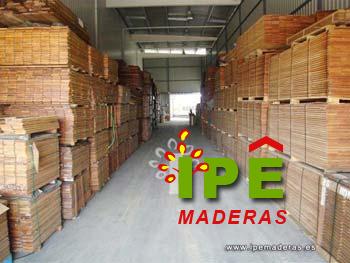 Almacén de IPE Maderas