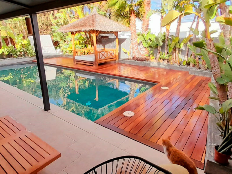 tarima madera piscina ibiza